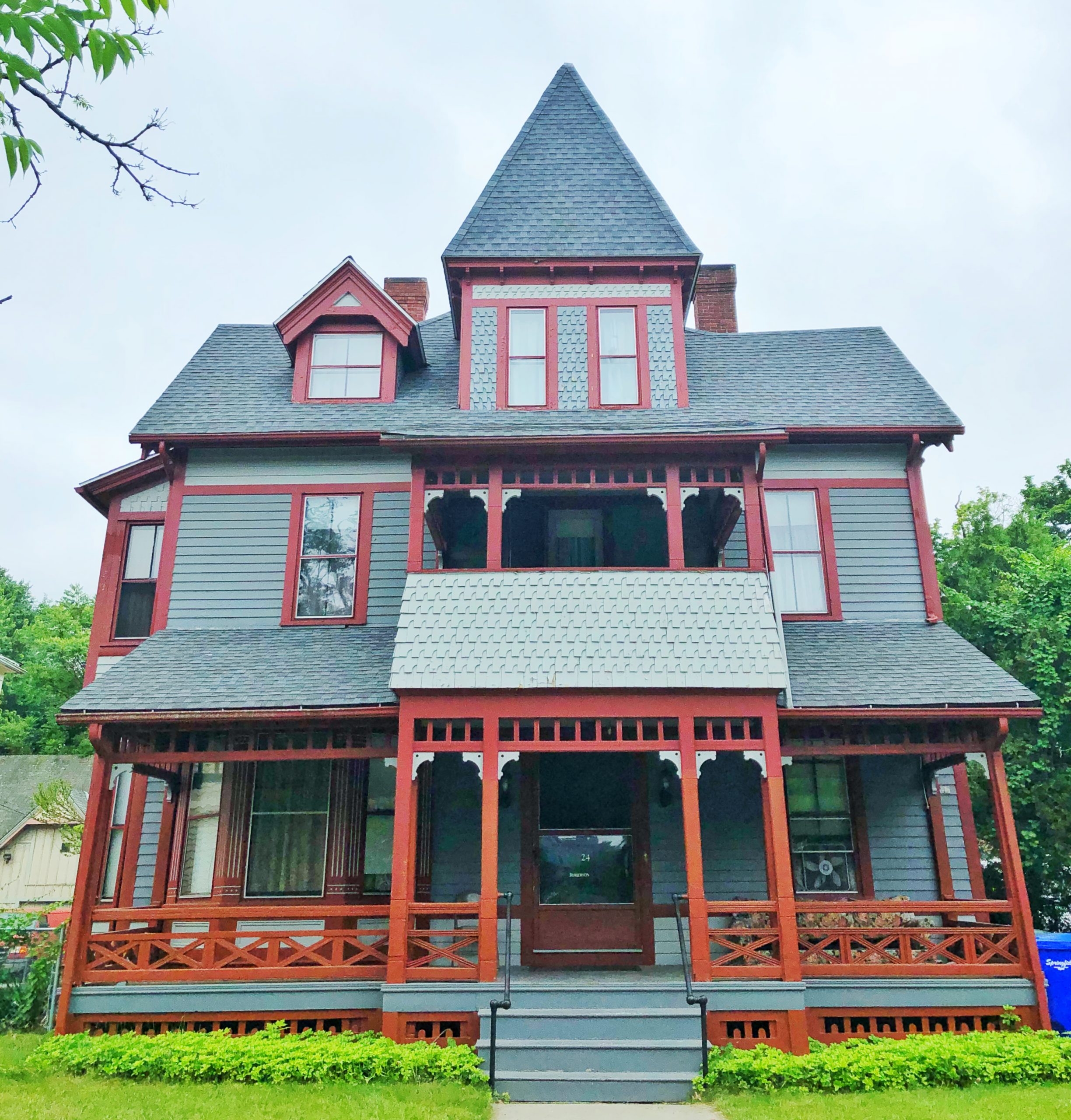 Matt's Place Sober House | Sober Living for Men in Springfield, Massachusetts | Formerly Dartmouth Home