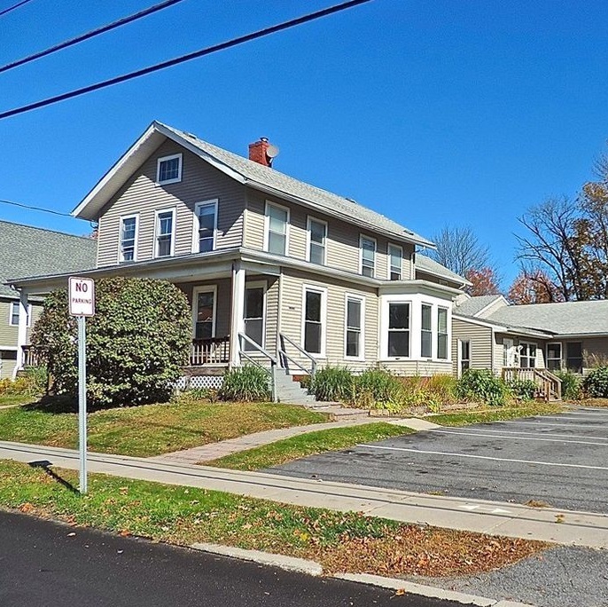 Greenfield Sober House | Women's Wing │ Sober Living in Greenfield, Massachusetts