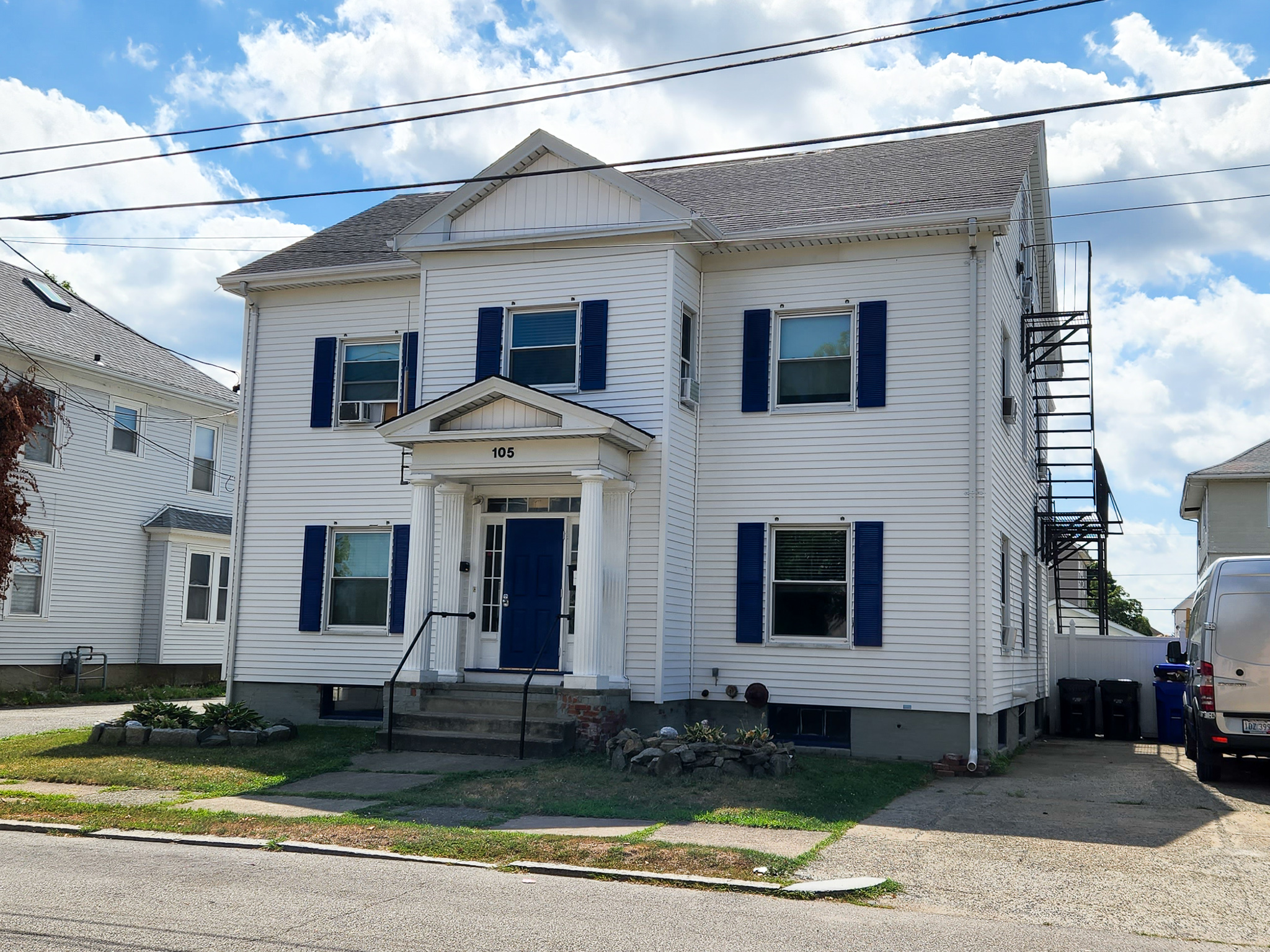 Kayaly Beechwood Sober House | Sober Living for Men in Pawtucket, Rhode Island