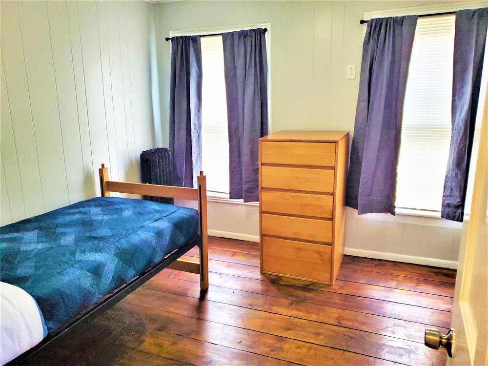 Greenfield Men's Home | Sober Living for Men in Greenfield, Massachusetts image