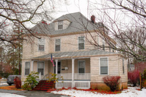 Humphrey Sober House, Vanderburgh House Sober Living, Addiction Recovery in Massachusetts