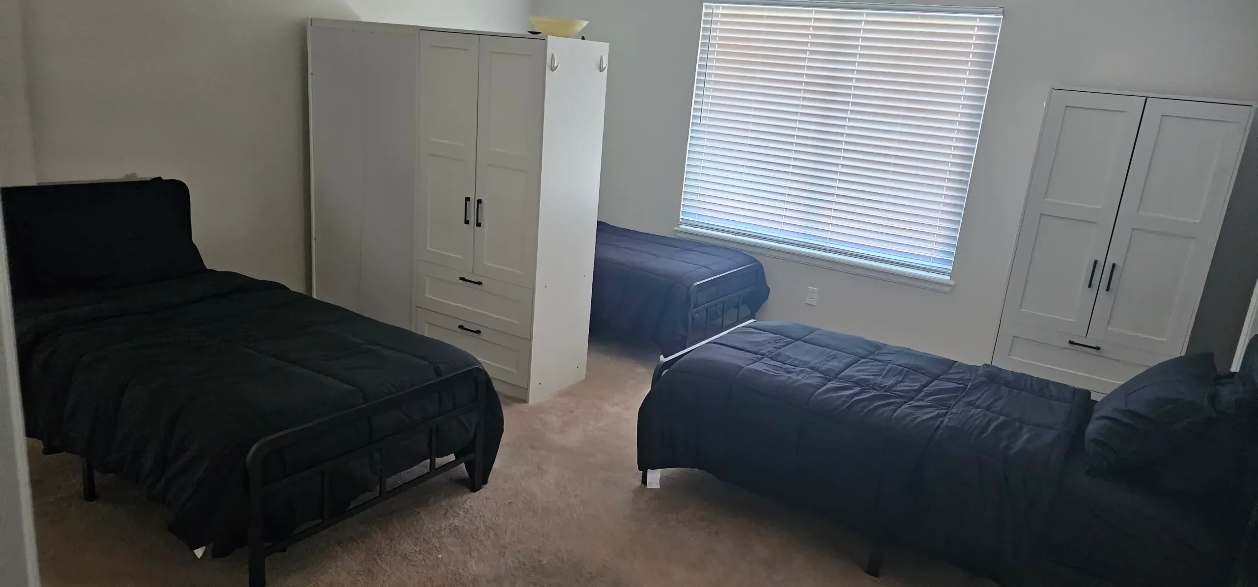 Dunkirk Sober House | Sober Living for Men in Denver, Colorado image