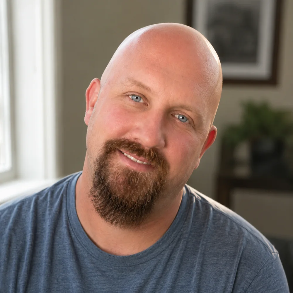 Headshot of Chris Dillon